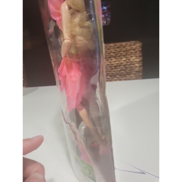 Wicked Glinda Fashion Doll With Removable Fashions & Accessories - Picture 13 of 15